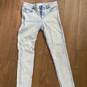 UNIQLO skinny midrise jeans